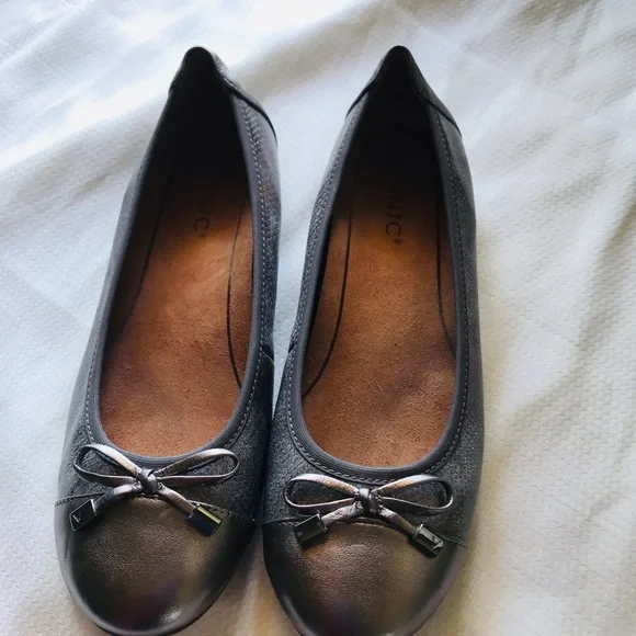 Vionic Women's Minna Ballet Flat Pewter Pewter silver /gray - Picture 7 of 15
